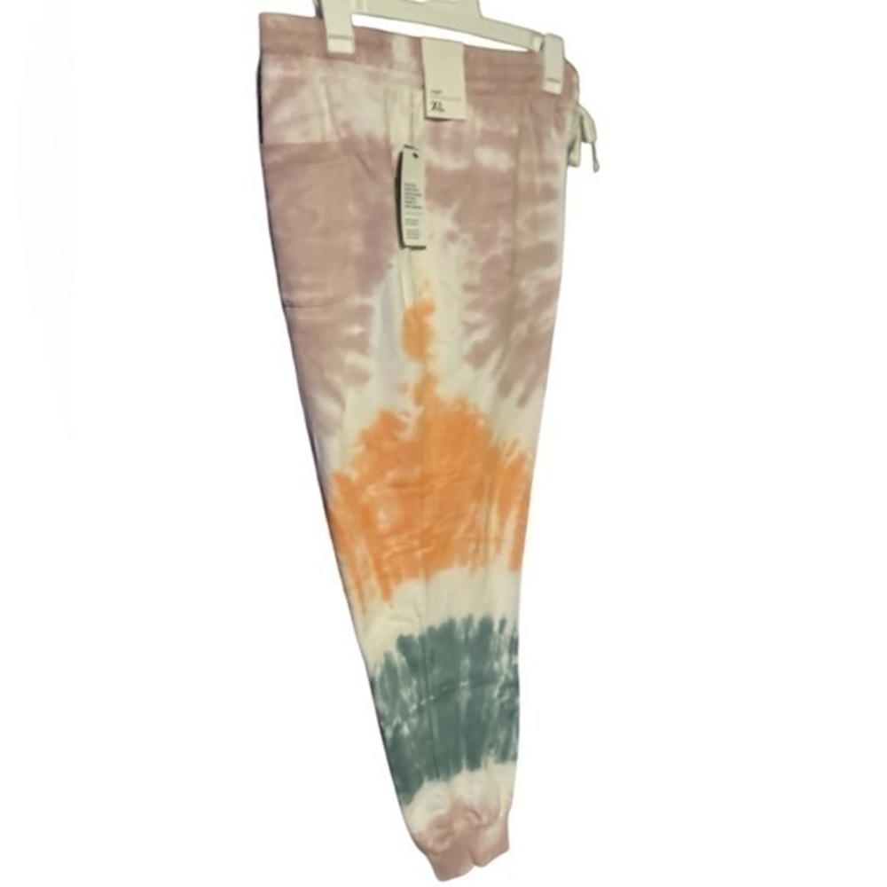 2 Target Women’s XL Jogging Pants tie dye